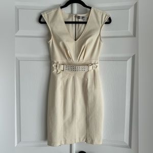 White/cream sleeveless dress
